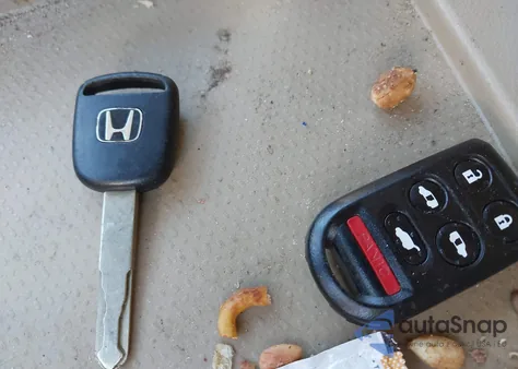 2010 Honda Odyssey Ex-L z USA, uszkodzony, nr VIN 5FNRL3H76AB097872